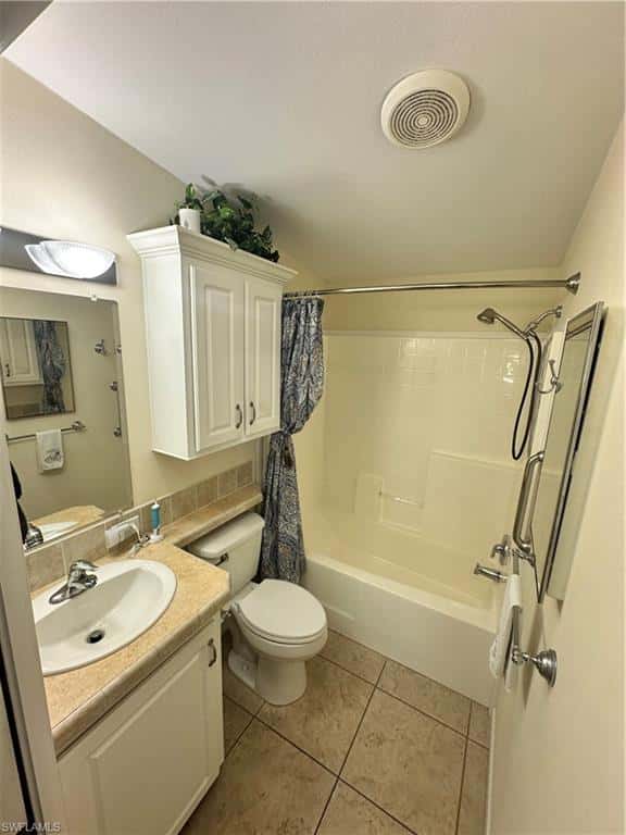1514 Diamond Lake Cir, Naples, photo 13