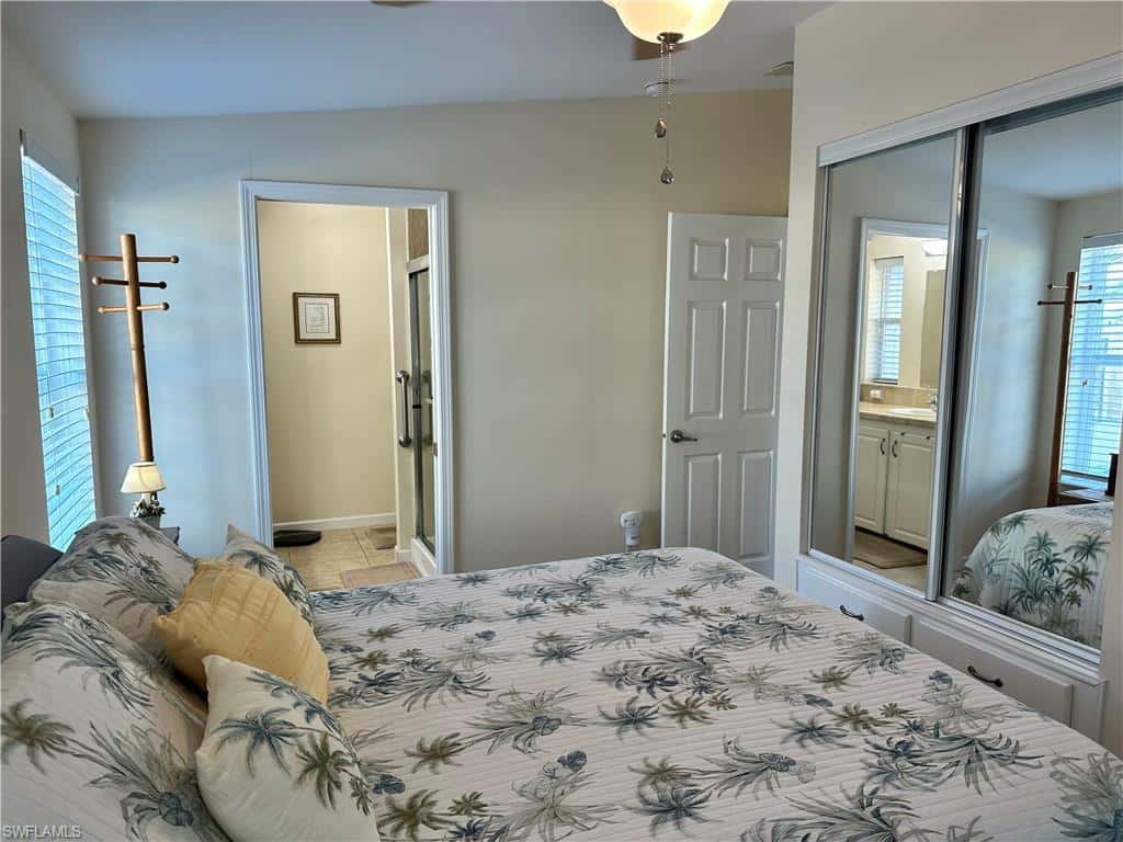 1514 Diamond Lake Cir, Naples, photo 17