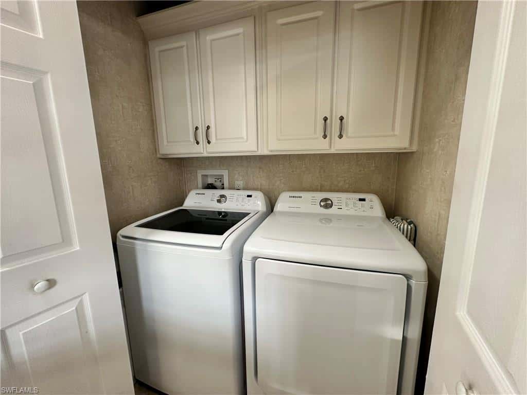 1514 Diamond Lake Cir, Naples, photo 12