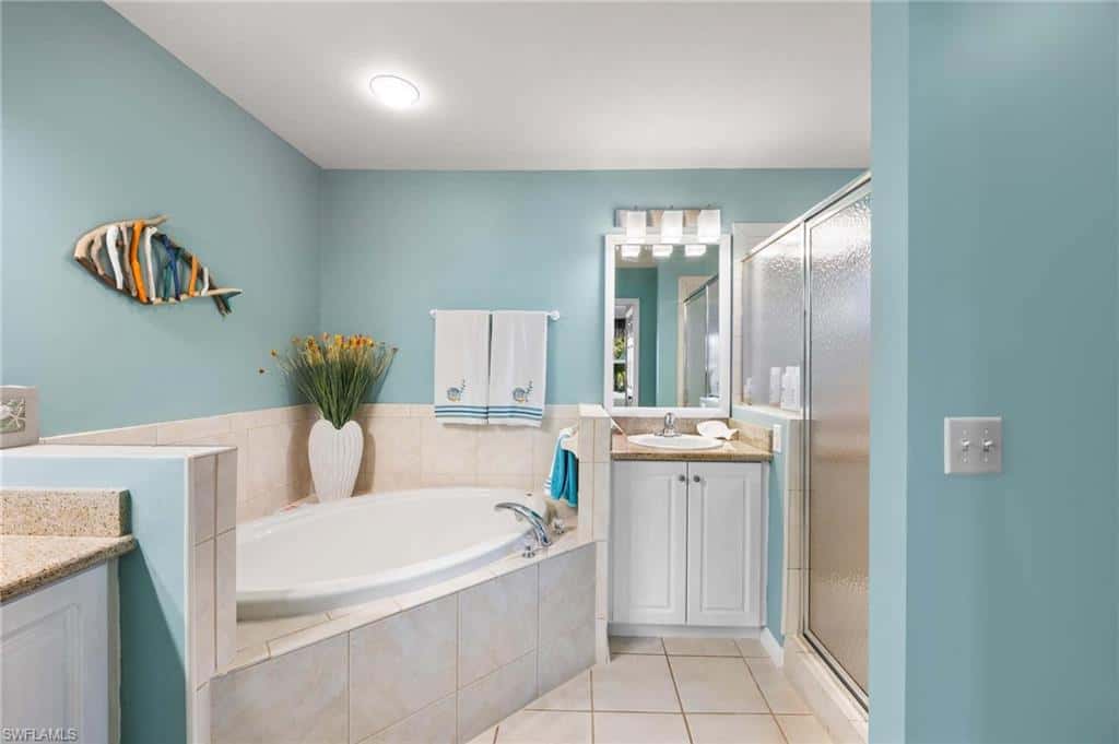 7930 Mahogany Run Ln #811, Naples, photo 17