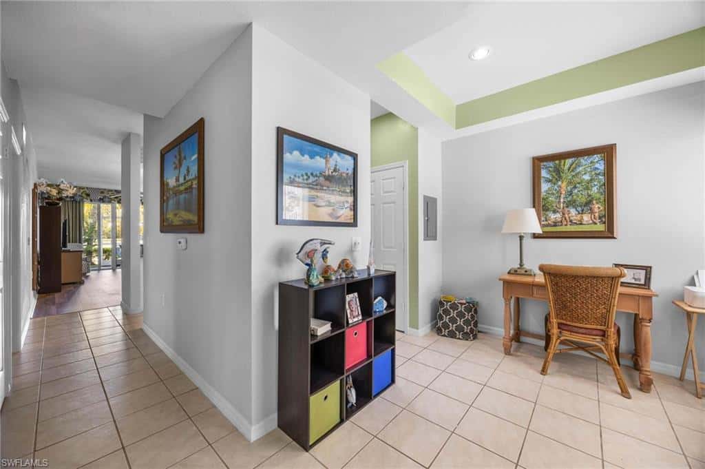7930 Mahogany Run Ln #811, Naples, photo 4