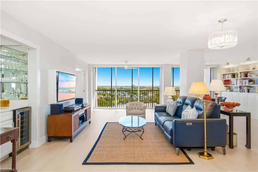 5601 Turtle Bay Dr #803, Naples, photo 4