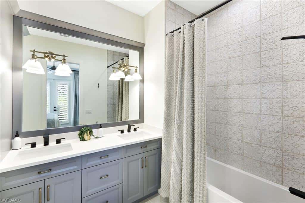 27194 Harbor Dr, Bonita Springs, photo 22