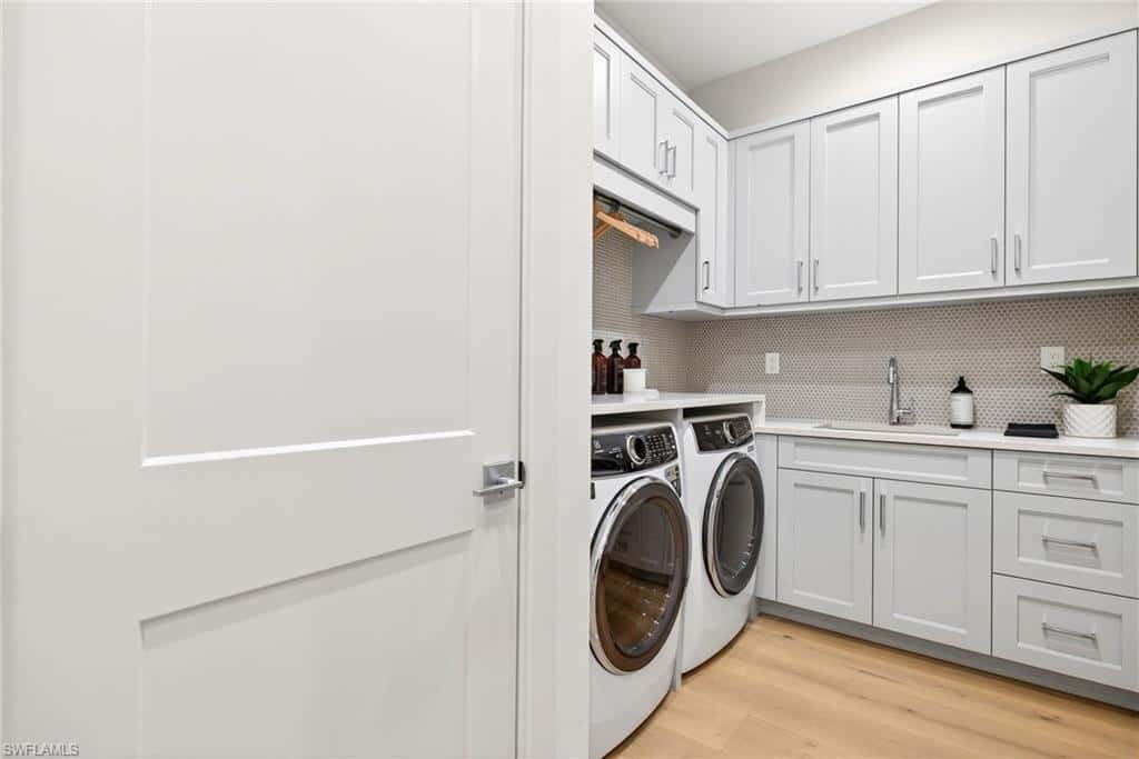 2051 Cambridge Park Dr, Naples, photo 31