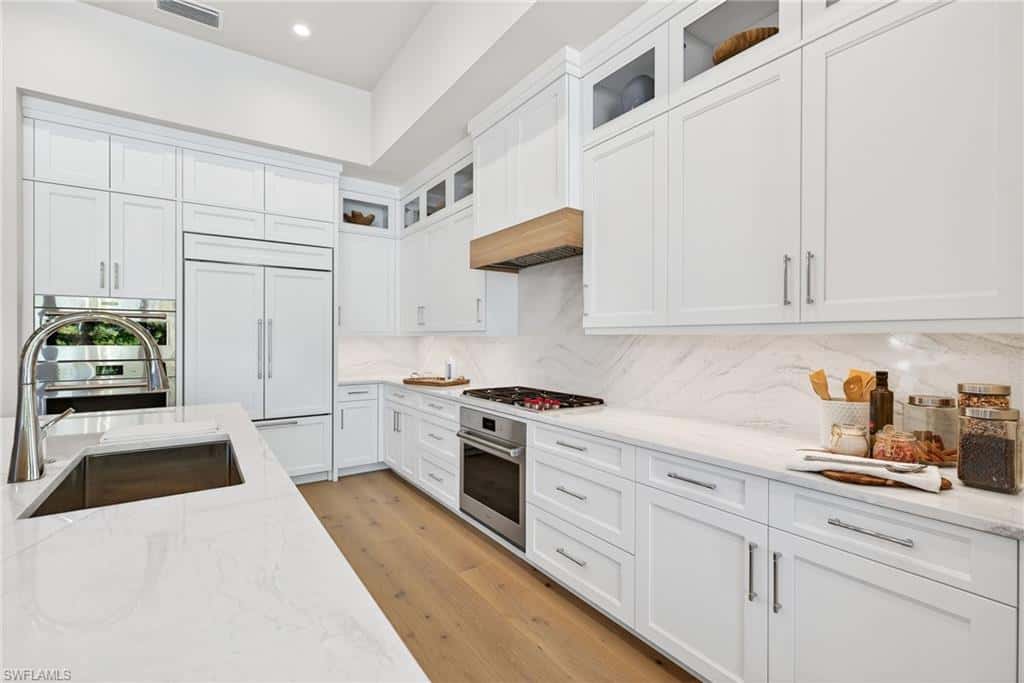 2051 Cambridge Park Dr, Naples, photo 14
