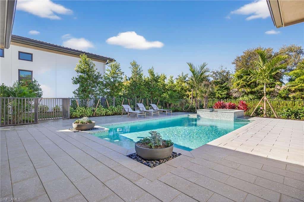 2051 Cambridge Park Dr, Naples, photo 37