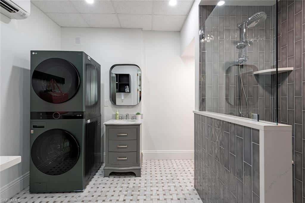 140 3rd Ave, Naples, photo 44