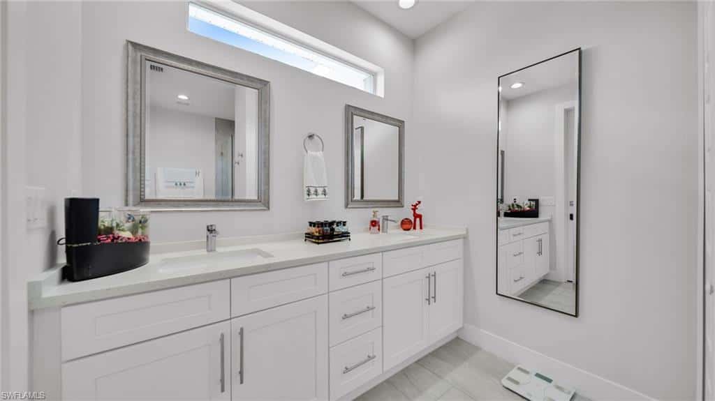 2214 27th Ter, Cape Coral, photo 31