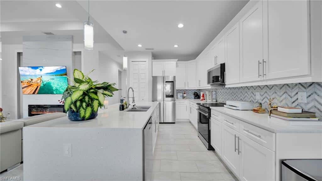 2214 27th Ter, Cape Coral, photo 21