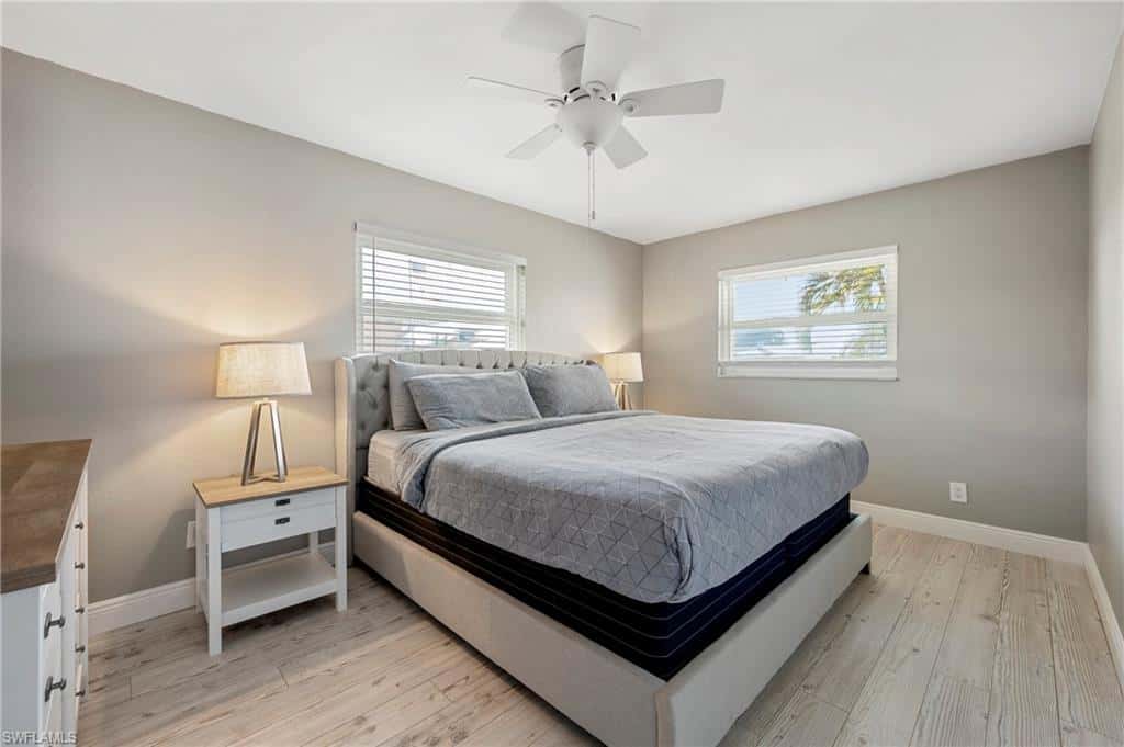 1936 31st Ter, Cape Coral, photo 35