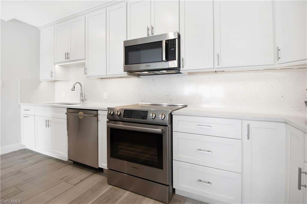 60 Pelican St #505, Naples, photo 9