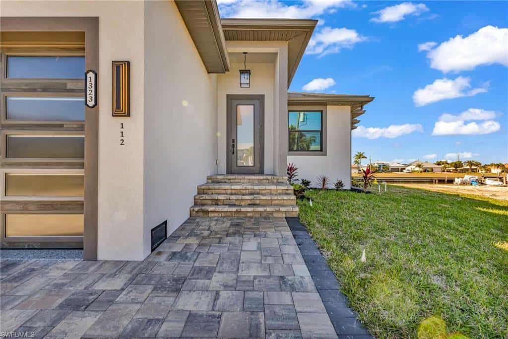 1323 Wesley Dr, Punta Gorda, photo 4
