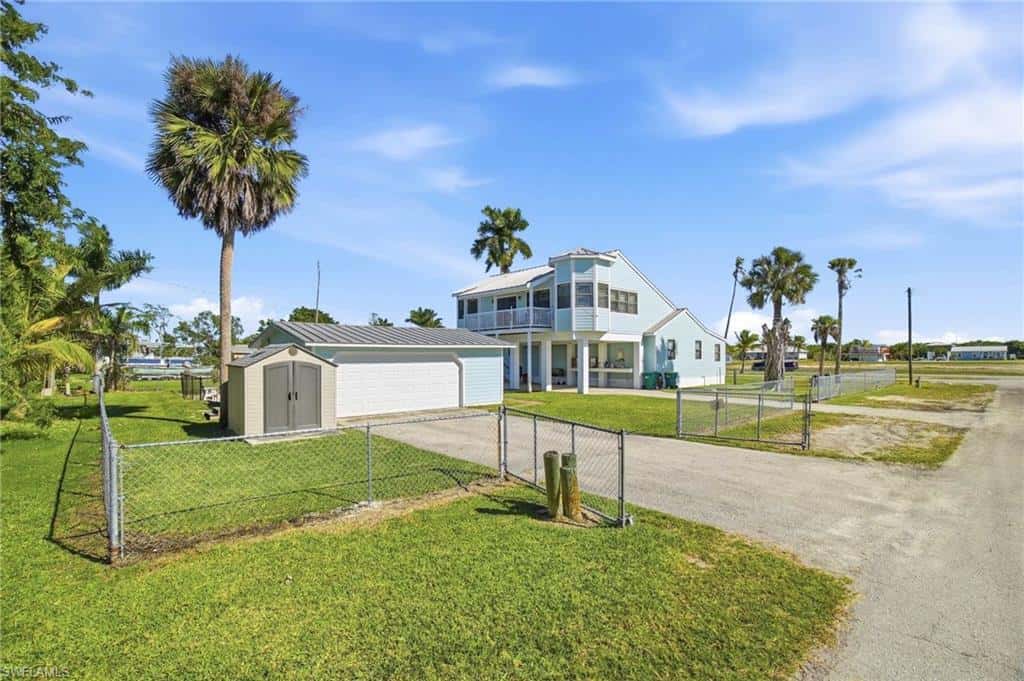 407 Copeland Ave, Everglades City, photo 16