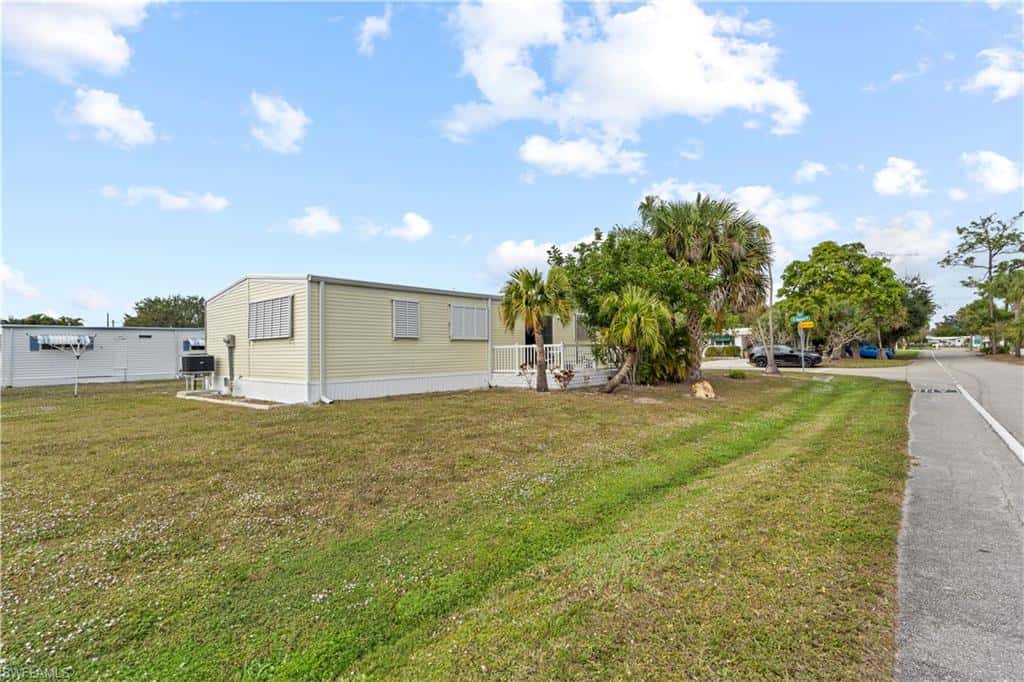 17 Saint Raphael Dr, Naples, photo 37
