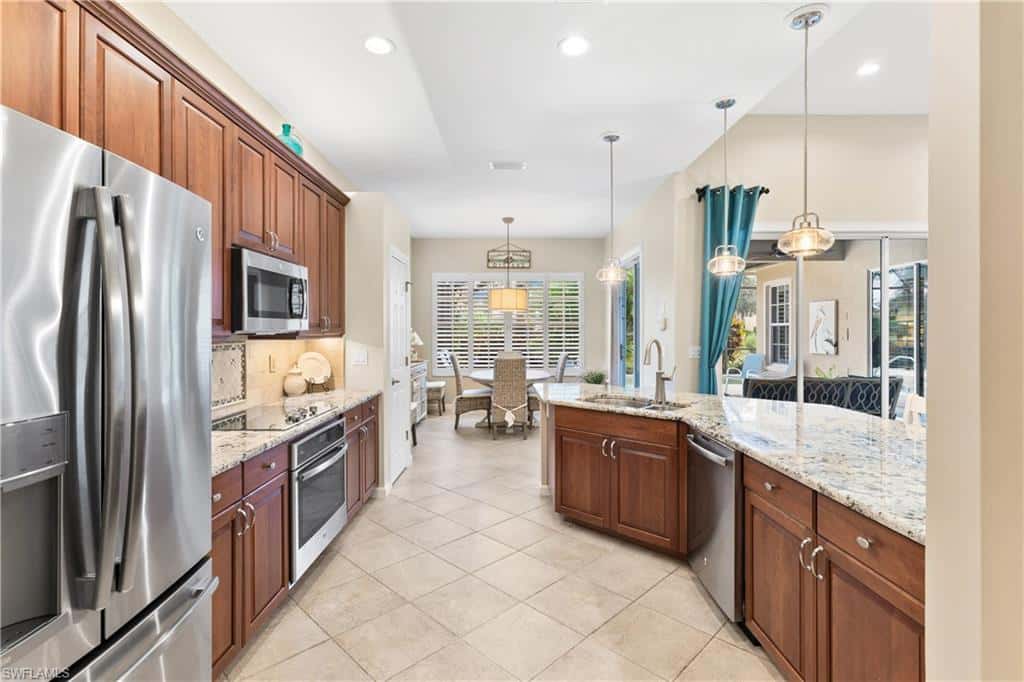23659 Via Carino Ln, Bonita Springs, photo 6