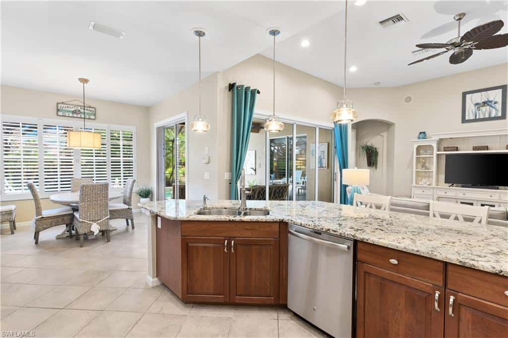 23659 Via Carino Ln, Bonita Springs, photo 9