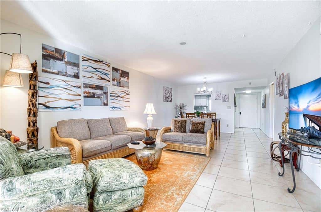 5483 Rattlesnake Hammock Rd #207, Naples, photo 5