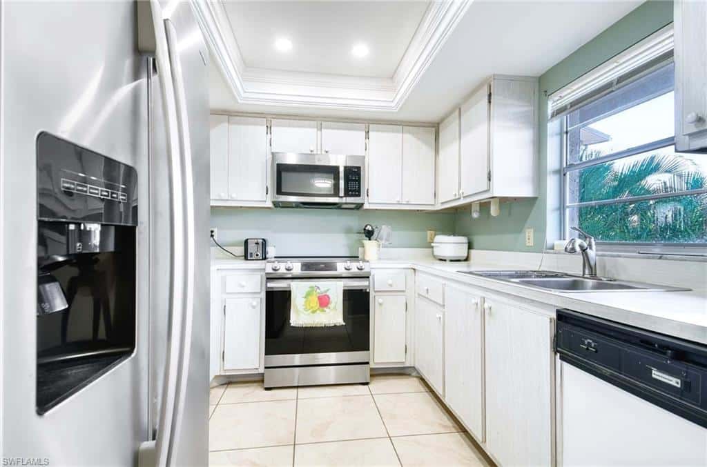 5483 Rattlesnake Hammock Rd #207, Naples, photo 9