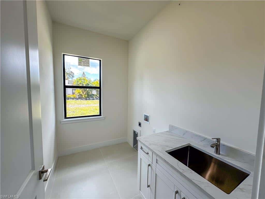 2464 Florida Ave, Naples, photo 13