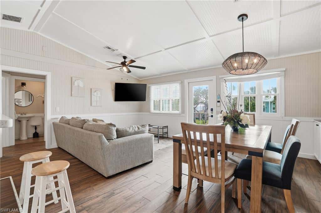 165 Connecticut St, Fort Myers Beach, photo 7