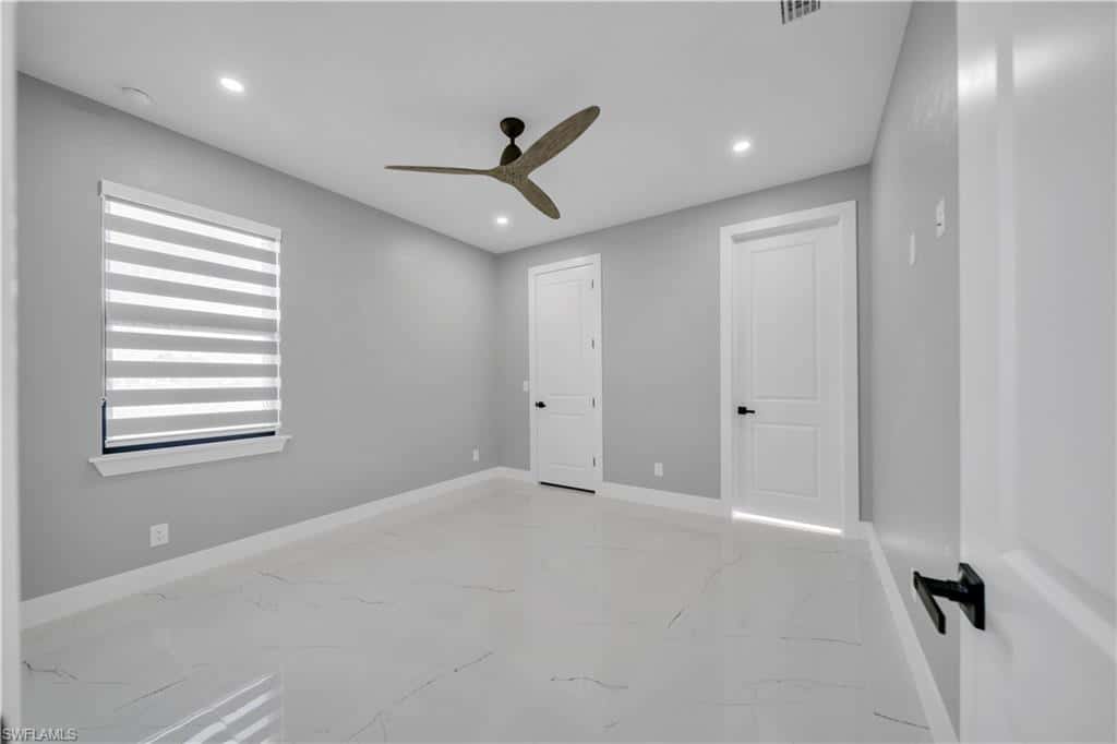 911 37th Pl, Cape Coral, photo 12