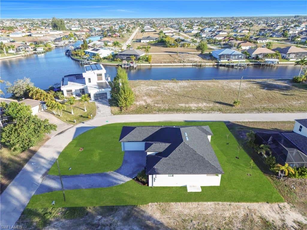 911 37th Pl, Cape Coral, photo 30