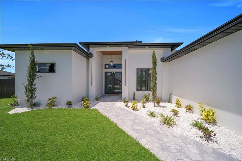 1114 8th Pl, Cape Coral, photo 5