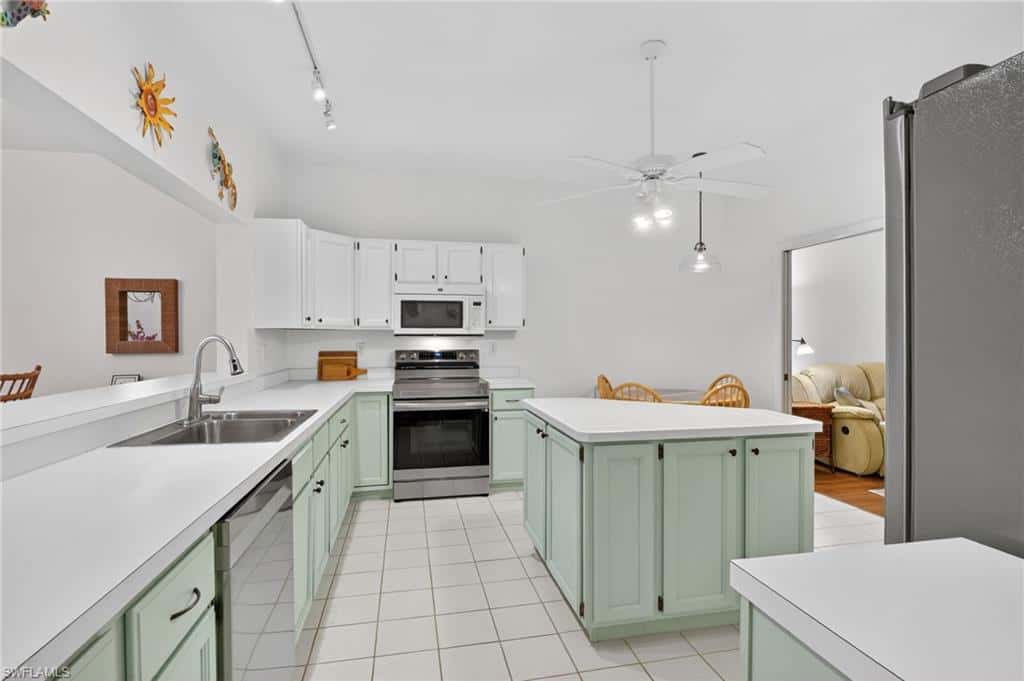 2827 Aintree Ln #c102, Naples, photo 5