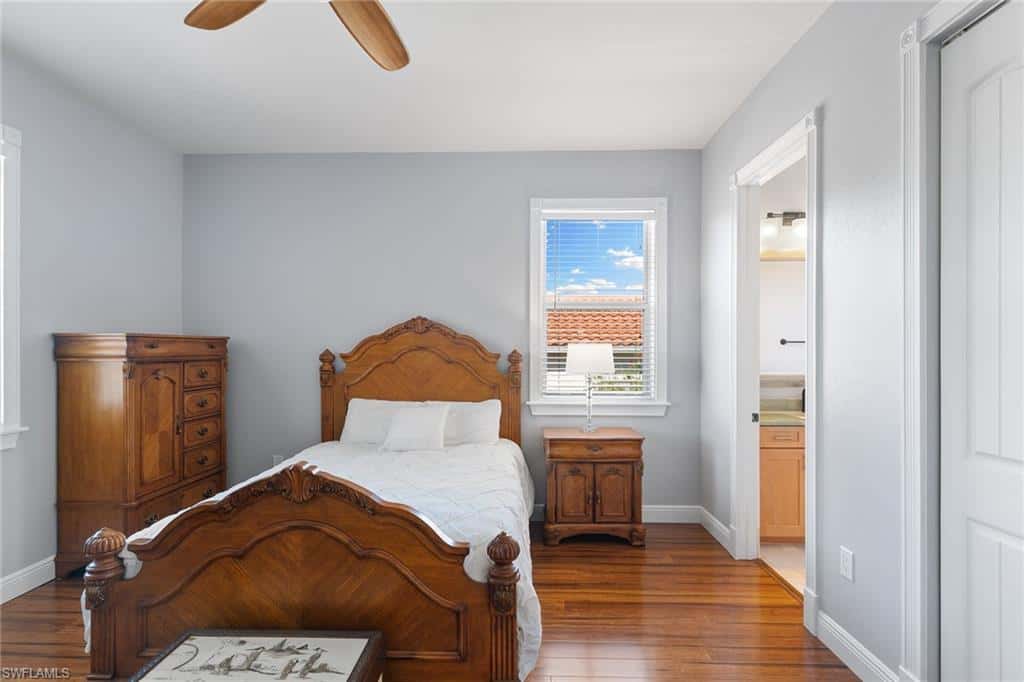 4778 Europa Dr, Naples, photo 20