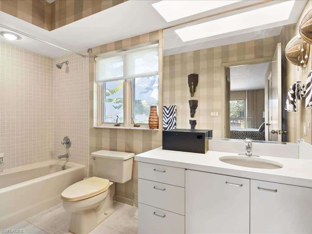 154 Cajeput Dr, Naples, photo 44