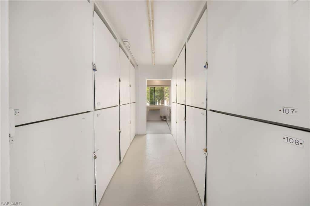 72 7th St #206, Naples, photo 22