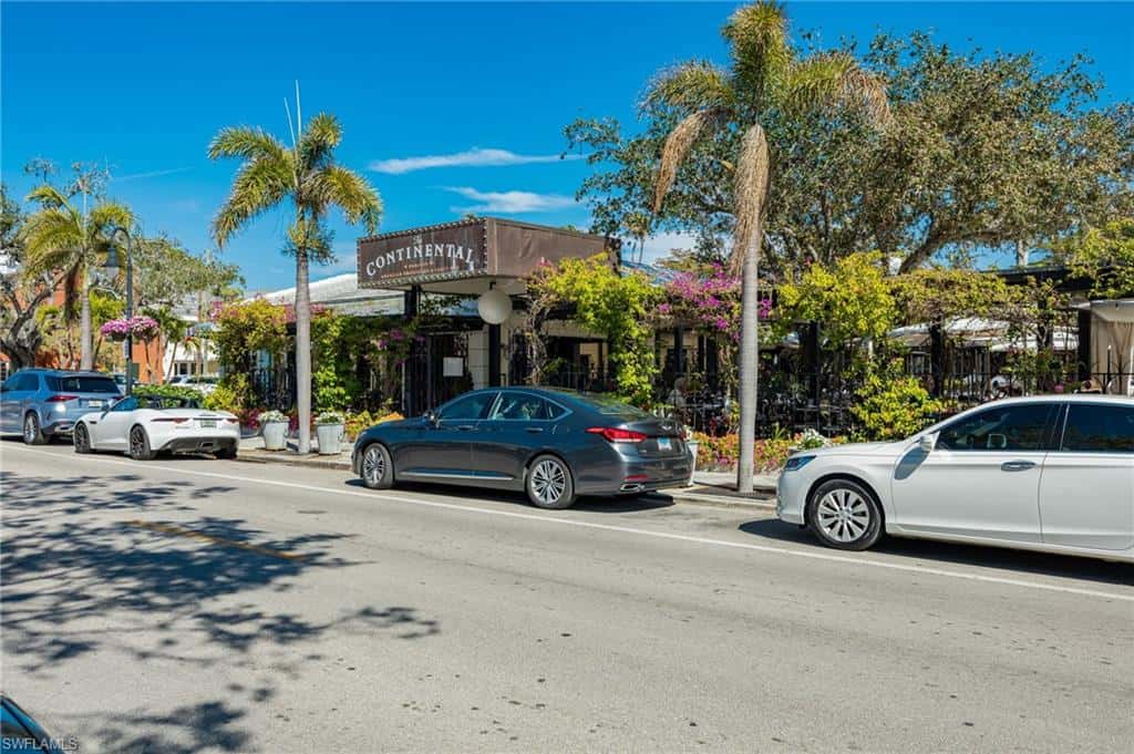 72 7th St #206, Naples, photo 36
