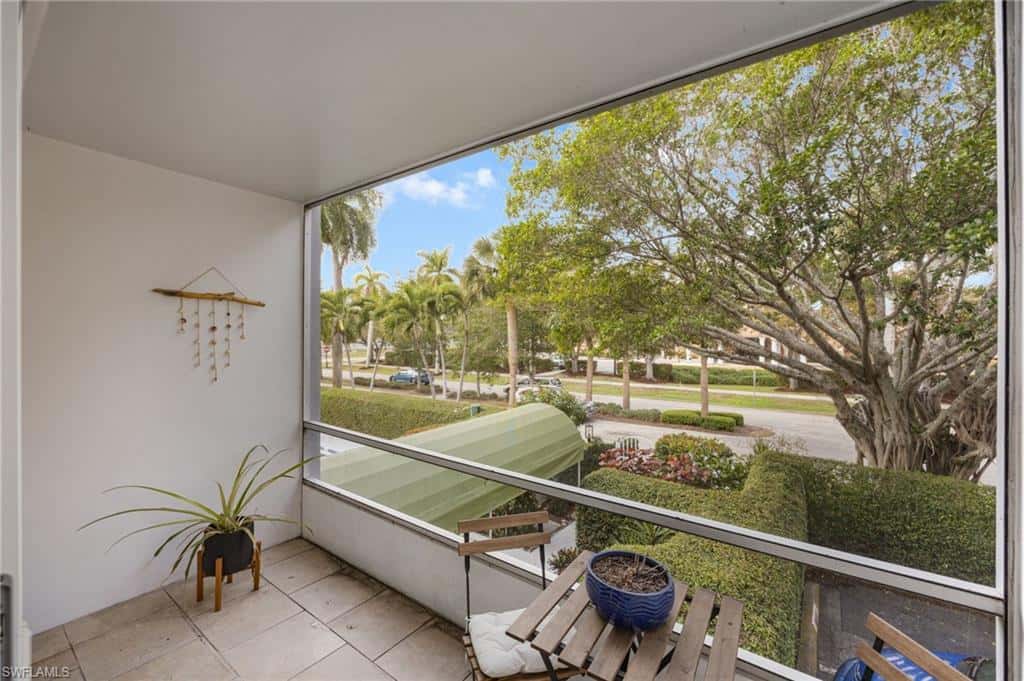 72 7th St #206, Naples, photo 20