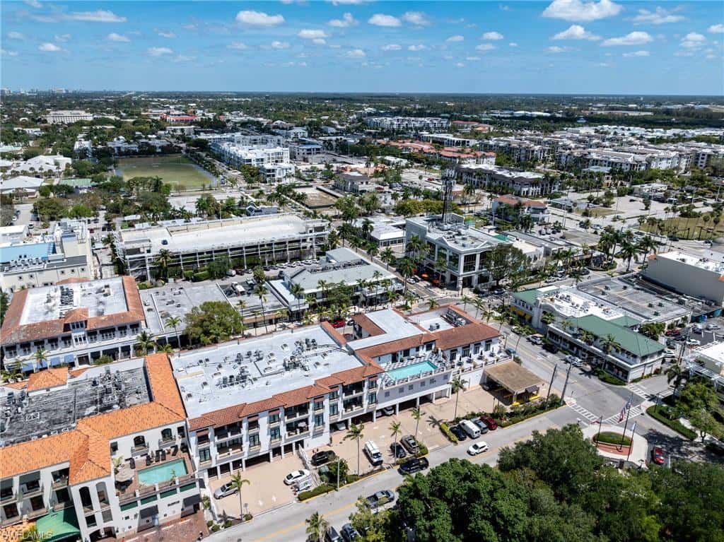 72 7th St #206, Naples, photo 38