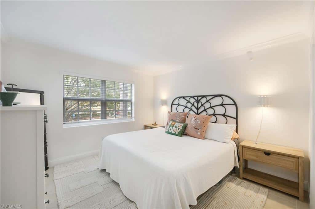 72 7th St #206, Naples, photo 15