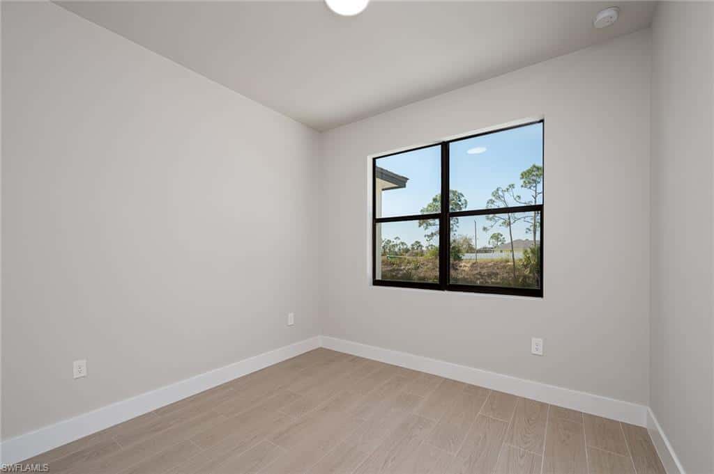 2012 Jackson Ave, Alva, photo 16