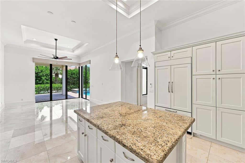 2277 Residence Cir, Naples, photo 34