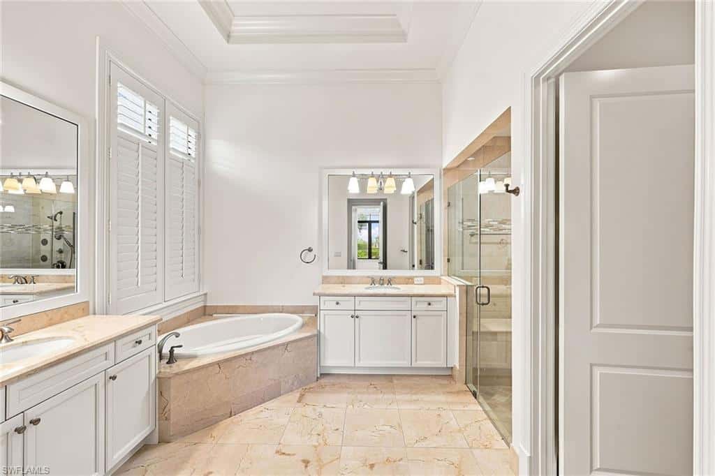 2277 Residence Cir, Naples, photo 38