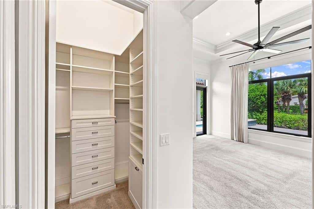 2277 Residence Cir, Naples, photo 37
