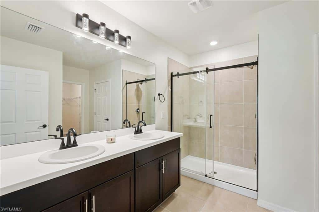 2188 Pigeon Plum Way, North Fort Myers, photo 12