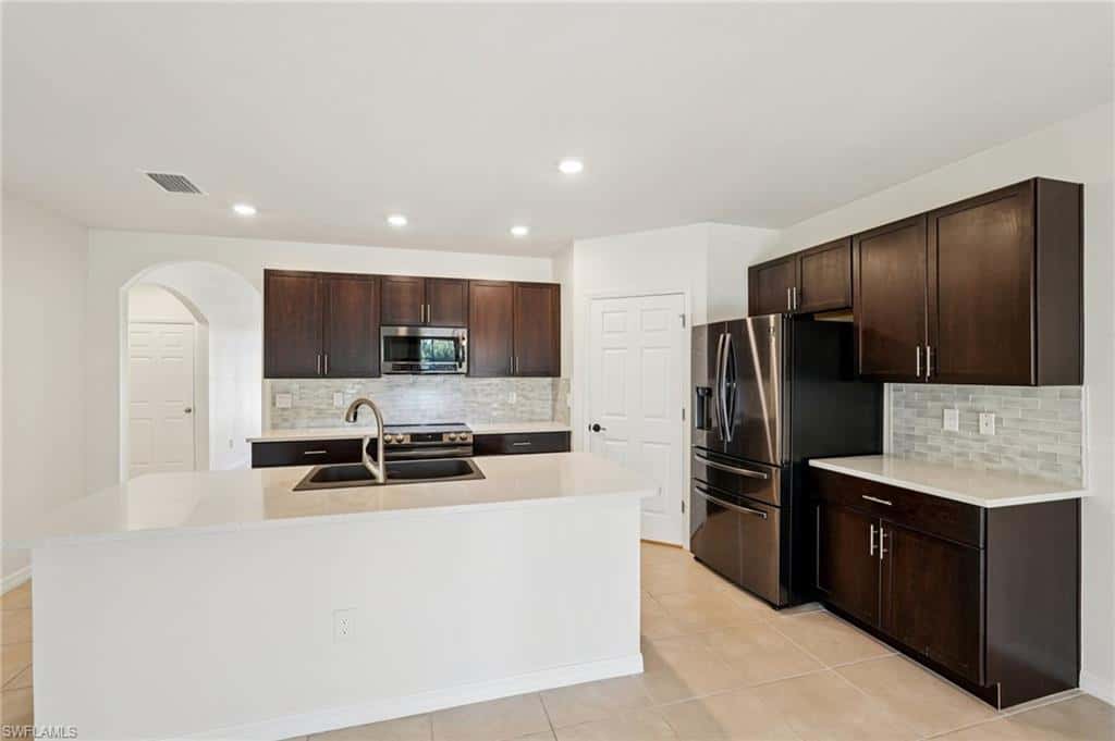 2188 Pigeon Plum Way, North Fort Myers, photo 4