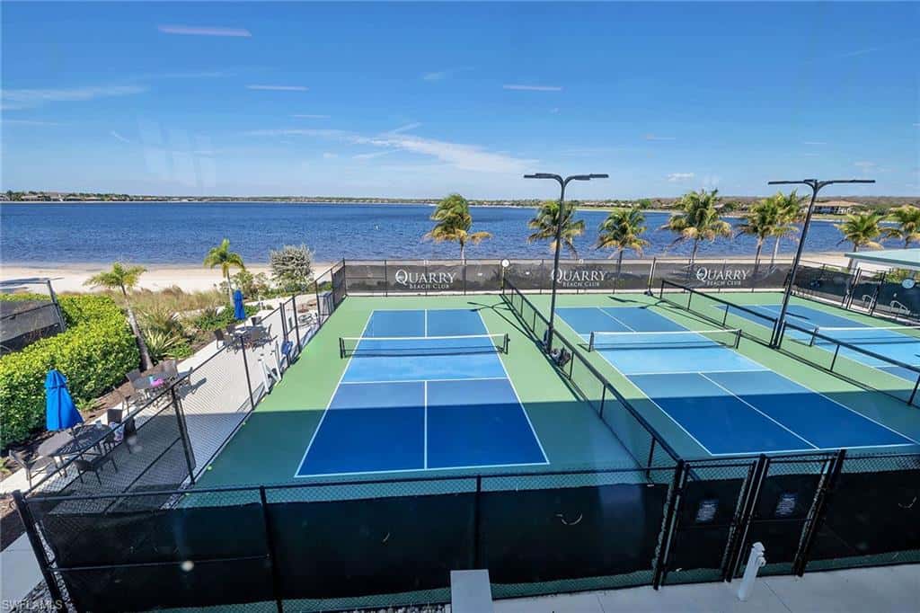 9087 Breakwater Dr, Naples, photo 46
