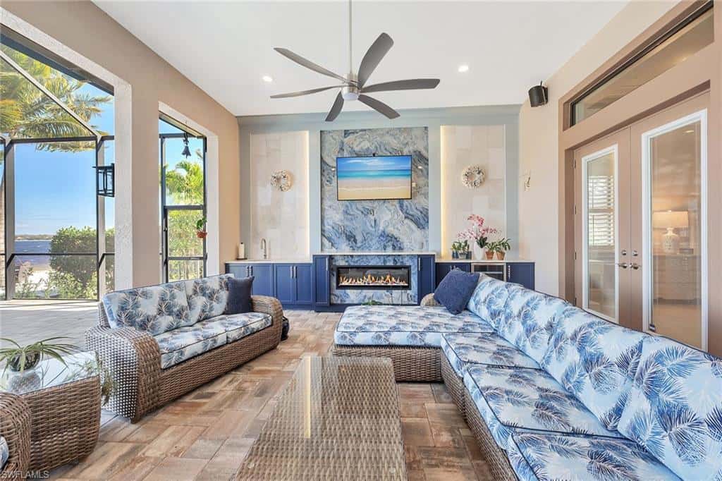 9087 Breakwater Dr, Naples, photo 32