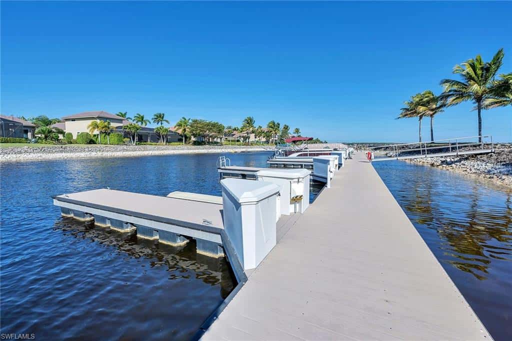 9087 Breakwater Dr, Naples, photo 41