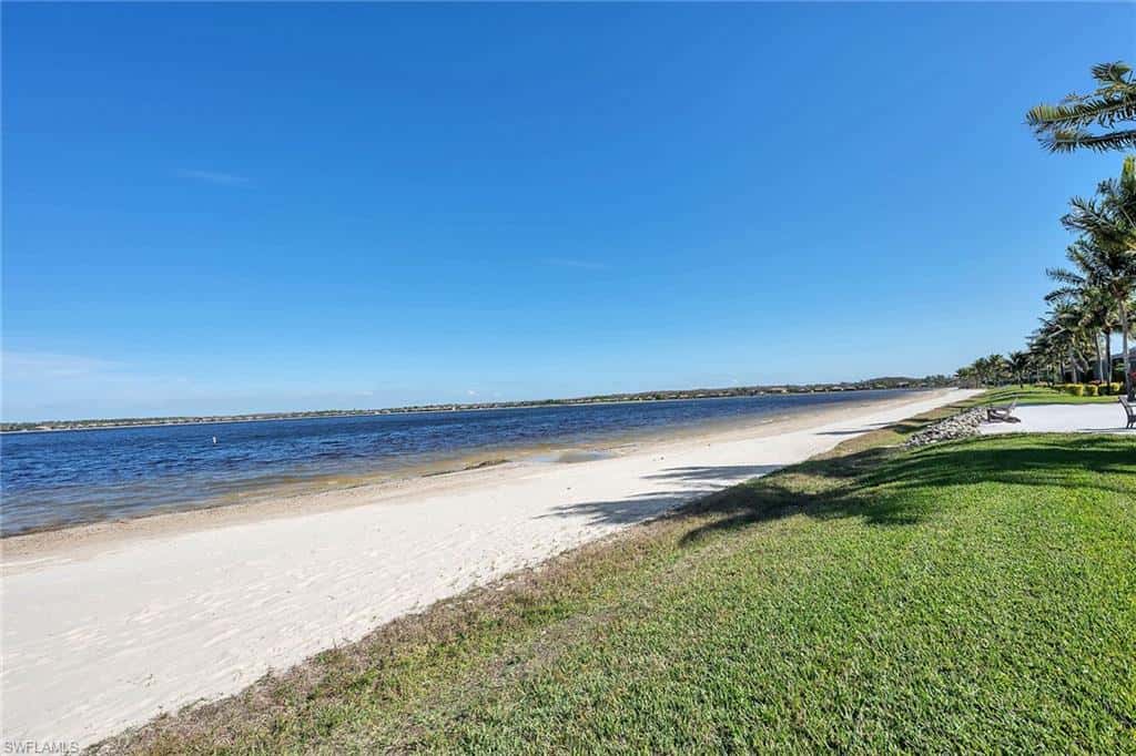 9087 Breakwater Dr, Naples, photo 40