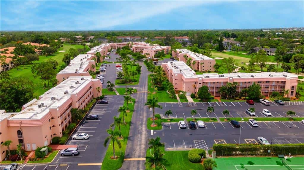 190 Turtle Lake Ct #311, Naples, photo 47