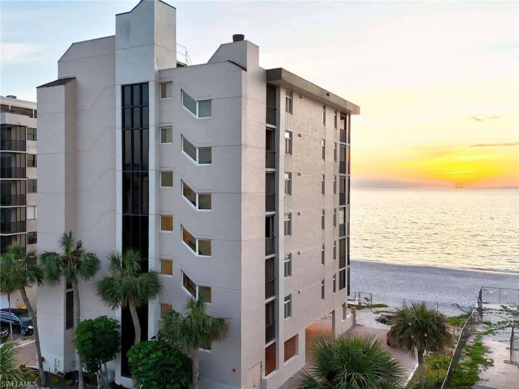 9415 Gulf Shore Dr #102, Naples, photo 6