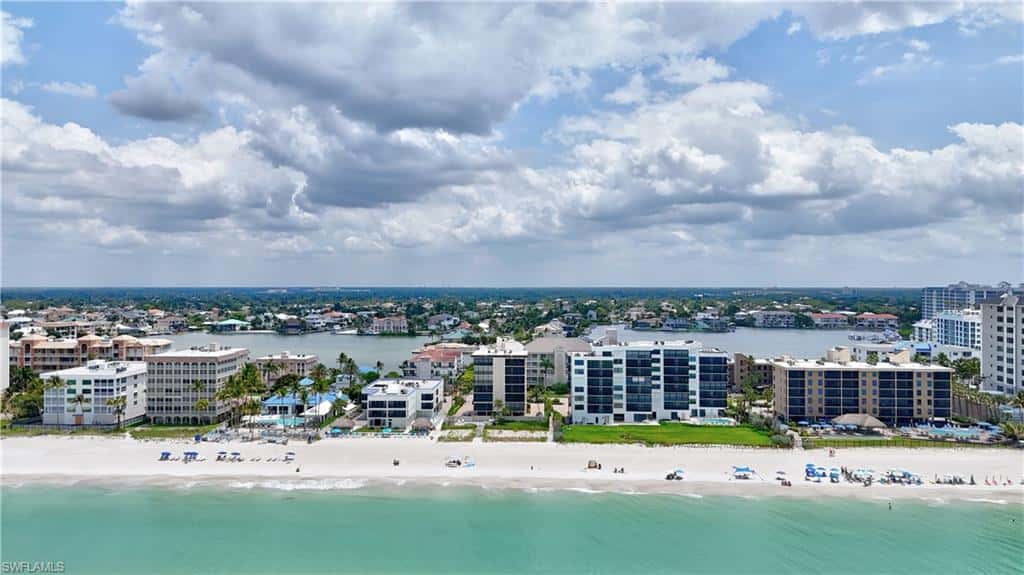 9415 Gulf Shore Dr #102, Naples, photo 42