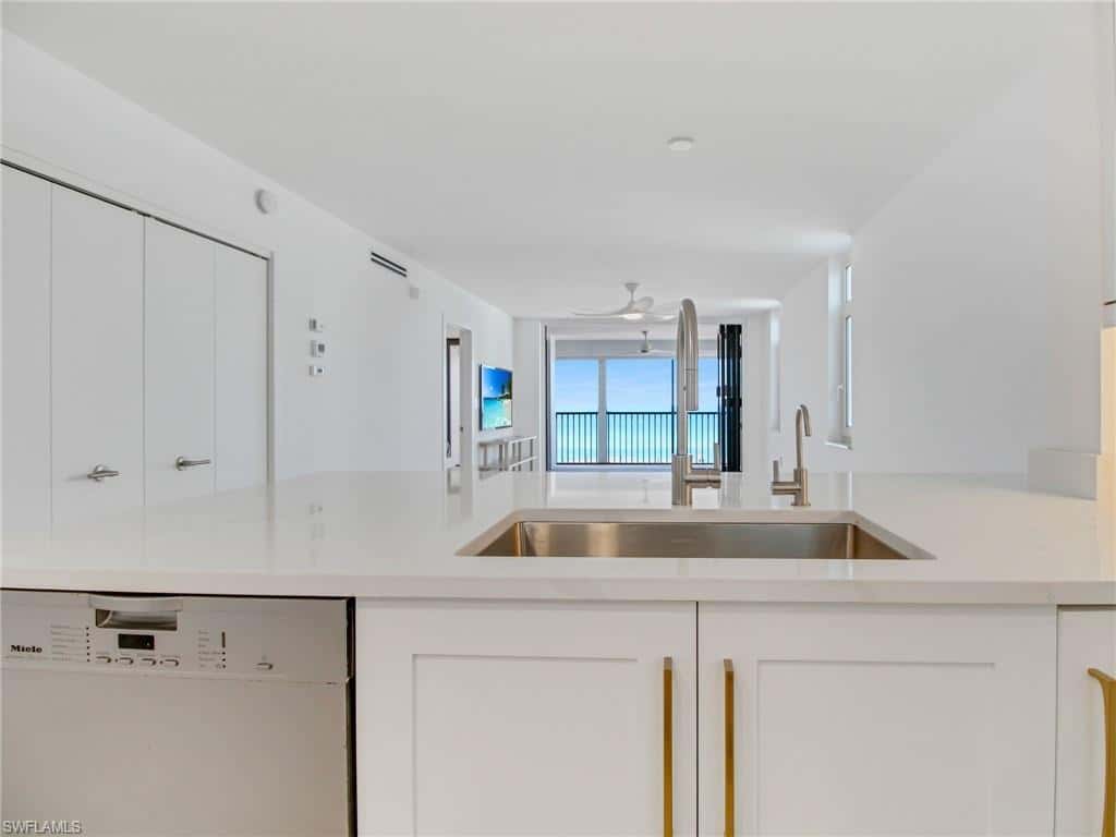 9415 Gulf Shore Dr #102, Naples, photo 9