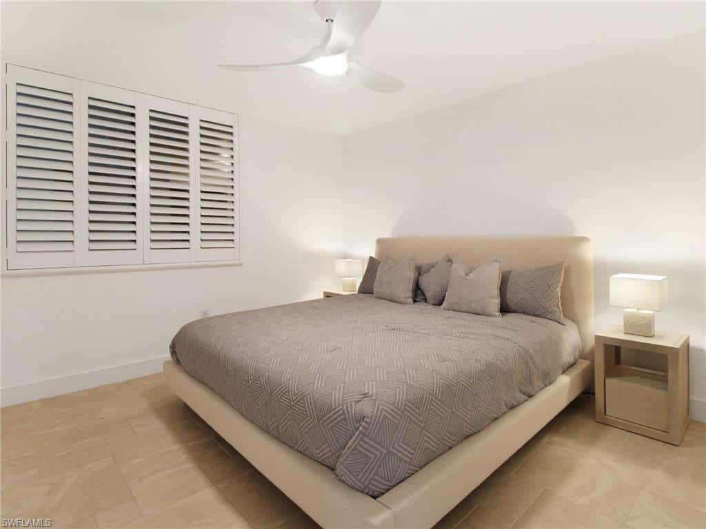 9415 Gulf Shore Dr #102, Naples, photo 18